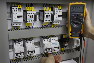 https://trucleancm.com/wp-content/uploads/2015/04/Electrical-320x213.jpg